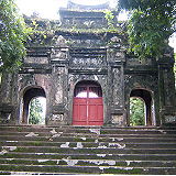 Ba Nanh Temple