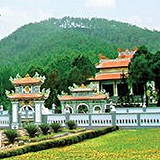 Temple of Cong Chua Huyen Tran