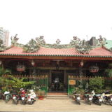 Ha Chuong Hoi Quan Pagoda 